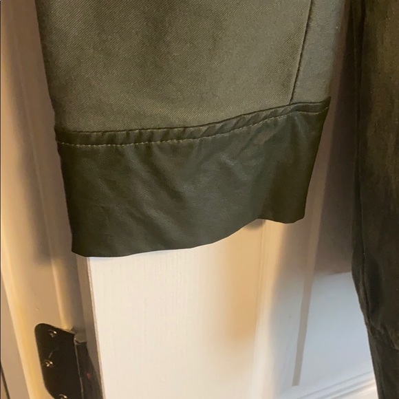 Rehab Army Green Button Up Trench Coat Size M/L - Picture 7 of 8